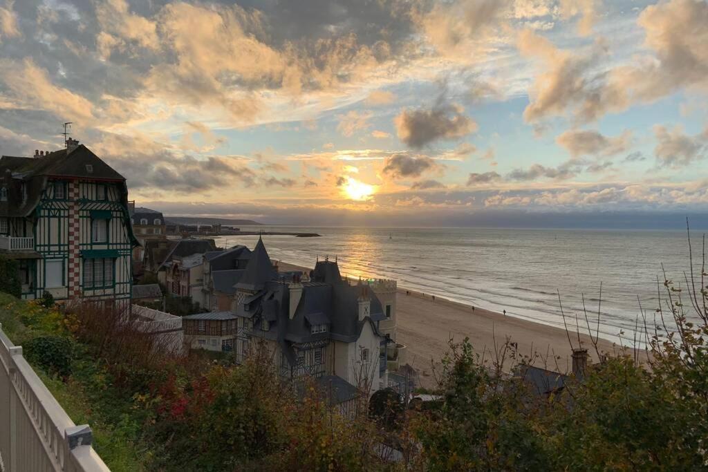 Trouville-Apt Renove-Balcon Magnifique Vue Mer Buitenkant foto